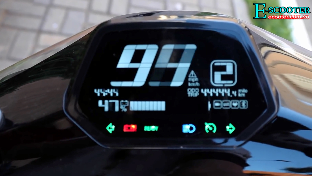 Đồng hồ countermet xe tay ga điện Soco Cux 2021